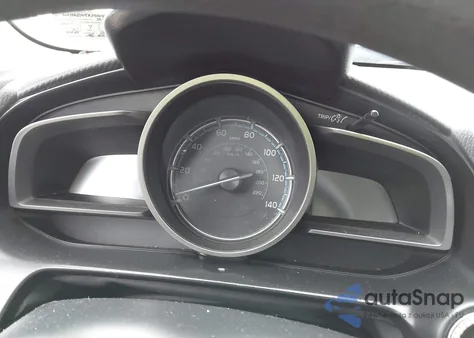 2019 Toyota Yaris Le z USA, uszkodzony, nr VIN 3MYDLBYV5KY500931